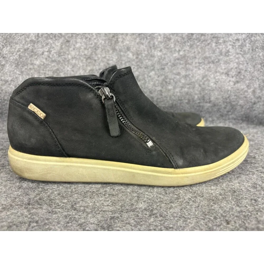 Ecco Soft 2.0 Shoes Womens Size 40 Black Leather Zip‎ Bootie Ankle Sneakers